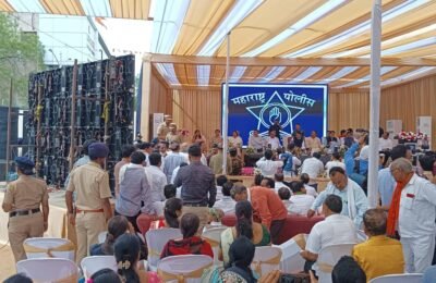 येत्या दोन महिन्यात लाभार्थ्यांना पट्टे वाटप पूर्ण करा – उपमुख्यमंत्री  शासकीय योजनांच्या अंमलबजाणीस गती देण्याचे आवाहन  काटोल व नरखेड तालुक्याची आढावा बैठक