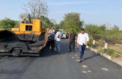 …अखेर काटोल कुकडीपांजरा रस्त्याचे काम सुरु   सलील देशमुख यांच्या प्रयत्नांना यश