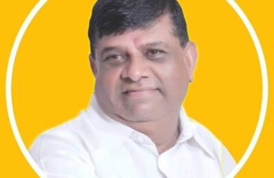 घरकुल आवसीय कामासाठी काळ्या रेती घाटाला तरी‌ परवानगी द्या –   चरणसिंग ठाकूर    उपविभागीय अधिकाऱ्यांना दिले निवेदन   परवानगी न मिळाल्यास लाभार्थी स्वतःच खोदकाम करतील    महसूल विभागाकडे अल्टिमेट‌ सह निवेदन