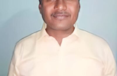 काटोल -नागपूर मार्गावर भिषण दुर्घटना    सोनखांब -ताराबोडी   शिवारातील घटना   भिषण दुर्घटनेत मेंढेपठार (बाजार)येथील  सहाजण मृत   मेंढेपढार व लगतच्या परिसरात शोक कळा एकाच वेळी सहा शवयात्रा  गावकऱ्यांना अश्रू अनावर