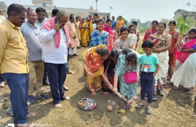 वरठी येथे मा.श्री.आमदार राजुभाऊ मानिकरावजी कारेमोरे यांच्या प्रयत्नातून 75 लक्ष रु. विविध विकास कामाचे भूमिपुजन सोहळा संपन्न