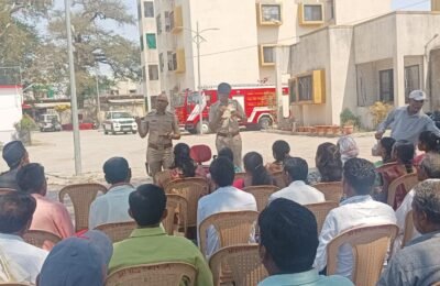 सर्वांनी सामाजिक बांधिलकी जोपासत आगामी सण/धर्मिक उत्सव साजरे करावे –   बापूसाहेब रोहम  सण/धर्मोत्सव साजरे करतांना शासन/ प्रशासनाचे पालन करा पोलीस विभागाचे नागरिकांना आवाहन  कोंढाळी पोलीस स्टेशन येथे शांतता समितीची बैठक संपन्न