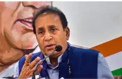 सीसीआयची खरेदी बंद पडल्यामुळे कापूस उत्पादक शेतकरी अडचणीत (शेतकऱ्यांना फटका;)   खासगी बाजारात ही योग्य भाव मिळेना अनिल देशमुख