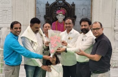 पोलीस उपनिरीक्षक धवल देशमुख यांना महाराष्ट्र पोलीस दलामध्ये उल्लेखनीय कामगिरी केल्याबद्दल पोलीस महासंचालक यांचे सन्मानचिन्ह जाहिर