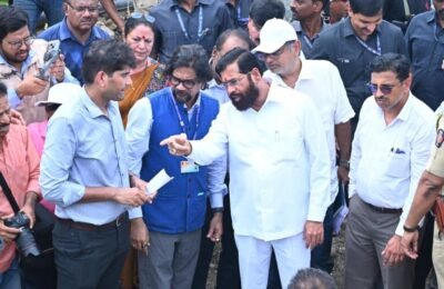 मुंबई महानगरातील नालेसफाई ७ जूनपर्यंत पूर्ण करावी; नालेसफाईच्या कामात हयगय करणाऱ्या अधिकाऱ्यांवर कारवाई करणार – उपमुख्यमंत्री एकनाथ शिंदे उपमुख्यमंत्र्यांकडून नालेसफाईच्या कामाची पाहणी
