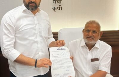 खतावर होत असलेली लिंकींग थांबवा– सलील देशमुख  कृषी मंत्री माणिकराव कोकाटे यांना निवेदन  बोगस बियाणावरही आळा घाला