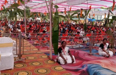 🎬 भक्तीचा महासागर उसळला — तुमसरमध्ये जगद्गुरु रामानंदाचार्य नरेंद्राचार्यजींची भव्य पालखी मिरवणूक व पादुका दर्शन सोहळा थाटात संपन्न