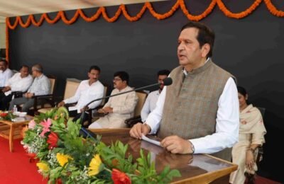 पालकमंत्री मंगल प्रभात लोढा यांच्या हस्ते ७५ फुटी राष्ट्रध्वज स्तंभाचे अनावरण