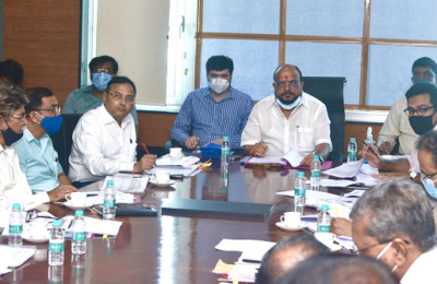 जलजीवन मिशन अंतर्गत पाणी पुरवठा योजनांसह घरगुती नळ जोडणीची कामे कालमर्यादेत पूर्ण करावी –  पाणी पुरवठा व स्वच्छता मंत्री गुलाबराव पाटील