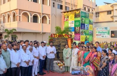 महिला व बालविकास मंत्री आदिती तटकरे यांच्या हस्ते श्री क्षेत्र ओझर येथे बायोगॅस निर्मिती प्रकल्पाचे उद्घाटन