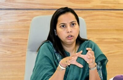 आंबेवाडी प्राथमिक आरोग्य केंद्राच्या नव्या इमारतीसाठी प्रस्ताव तयार करा – मंत्री आदिती तटकरे