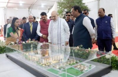 ‘स्वस्ती निवास’ कौटुंबिक संवेदना जपणारे केंद्र म्हणून ओळखले जाईल; नॅशनल कॅन्सर इन्स्टिट्युटला सर्वतोपरी सहकार्य करू – केंद्रीय गृहमंत्री अमित शाह स्वस्ती निवास इमारतीचे भूमिपूजन