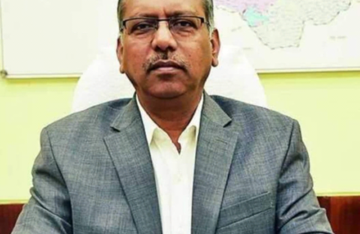 अनाथ बालकांची माहिती जिल्हा प्रशासनाला द्यावी – जिल्हाधिकारी रवींद्र ठाकरे