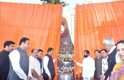 मुख्यमंत्री,उपमुख्यमंत्री यांच्या हस्ते हुतात्मा शिवराम हरी राजगुरु स्मारकाचे लोकार्पण