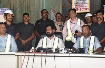 मेट्रो-३ च्या आरे ते बीकेसी स्थानकादरम्यानचा पहिला टप्पा डिसेंबर २०२३ पर्यंत पूर्ण होणार – मुख्यमंत्री एकनाथ शिंदे प्रस्तावित चर्चगेट ते विधानभवन या मेट्रो-३ भुयारी मार्गाच्या स्थानकाची मुख्यमंत्र्यांनी केली पाहणी