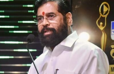 वृत्तवाहिन्यांनी लोकहिताचे निर्णय लाेकांपर्यंत पोहोचवावेत – मुख्यमंत्री एकनाथ शिंदे  ‘आपला बायोस्कोप – मराठी टिव्ही आणि फिल्म अवॉर्ड्स २०२३’ चे वितरण