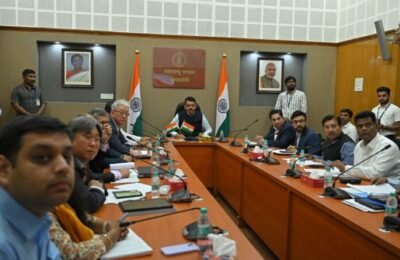 महाराष्ट्रातील नदीजोड प्रकल्पांना वित्तीय सहाय्यासाठी जागतिक बँका सकारात्मक एशियन इन्फ्रास्ट्रक्चर डेव्हलपमेंट, कोरियन एक्झिम व एएफडी बँक यांच्यासमवेत मुख्यमंत्री देवेंद्र फडणवीस यांची बैठक