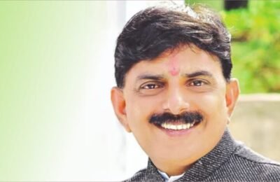 रेशीम शेतीची संपूर्ण मूल्यसाखळी गावपातळीवर उभारणार – मंत्री संजय सावकारे शेतकरी, महिला व युवकांसाठी रोजगाराच्या संधी निर्माण करण्यावर भर