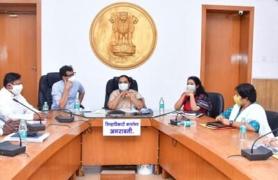 वनसंवर्धन करताना पर्यटनस्नेही प्रकल्प राबवा – पालकमंत्री ॲड. यशोमती ठाकूर पालकमंत्र्यांकडून वन विभागाच्या कामांचा आढावा