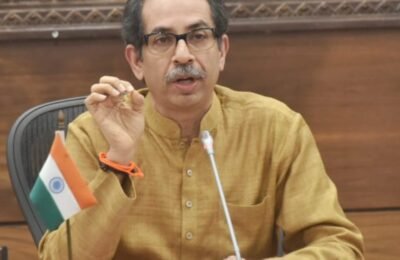 राजकीय कार्यक्रम, आंदोलने तसेच धार्मिक कारणांमुळे होणारी गर्दी थांबविण्यासाठी राष्ट्रीय पातळीवरच व्यापक धोरणाची गरज – मुख्यमंत्री उद्धव ठाकरे यांची पंतप्रधानांना बैठकीत विनंती संभाव्य तिसऱ्या लाटेचा मुकाबला सर्वतोपरी करण्यासाठी महाराष्ट्र सज्ज