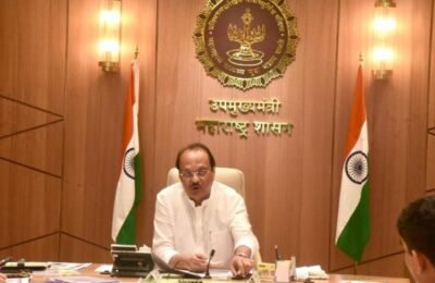 राज्यातील विकासप्रकल्पांचा ‘पीएमयू’च्या बैठकीत उपमुख्यमंत्र्यांकडून सविस्तर आढावा पुढील ५० वर्षांचा विचार करून राज्यातील विकासप्रकल्पांची कामे सुरु; कामाच्या ठिकाणी नागरिकांना त्रास होऊ नये यादृष्टीने नियोजन करा – उपमुख्यमंत्री अजित पवार