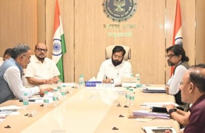 १५ जुलैपर्यंतच्या पाणीसाठ्याचे नियोजन करावे – उपमुख्यमंत्री एकनाथ शिंदे लोकांना पिण्याच्या पाण्यासाठी वणवण करावी लागू नये