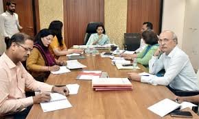 महिला बचत गटांना माविमने व्यवसायाभिमुख मार्गदर्शन करावे – महिला व बालविकास मंत्री आदिती तटकरे
