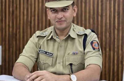 दारू व जुगार अड्ड्यावर धाड घालुन किंमती ३,७९,९२७/- रु. माल मिळुन आला.