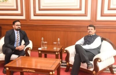 लू लू ग्रुपचे सीओओ रेजिथ राधाकृष्णन यांनी घेतली उपमुख्यमंत्री देवेंद्र फडणवीस यांची सदिच्छा भेट। अन्न प्रक्रिया उद्योग क्षेत्रातील संधींबाबत चर्चा