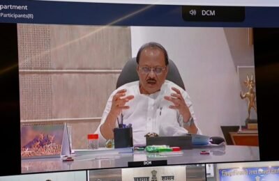 इंदापूर, माणगाव बायपास रस्त्यांचे काम पूर्ण होईपर्यंत वाहतूक कोंडी टाळण्यासाठी चार पर्यायी रस्त्यांची कामे तातडीने पूर्ण करावीत – उपमुख्यमंत्री अजित पवार यांचे निर्देश मुंबई-गोवा राष्ट्रीय महामार्गावर वाहतूक कोंडी सोडविण्यासाठी पर्यायी मार्गांचे रुंदीकरण, दुरुस्ती करुन तातडीची उपाययोजना