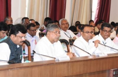 पुणे शहरातील ४०० किलोमीटर लांबीच्या रस्त्यांची दुरुस्ती करणार – पालकमंत्री चंद्रकांत पाटील