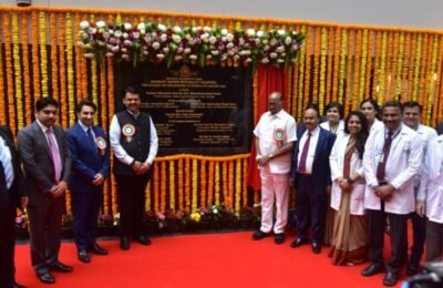 औद्योगिक विकासासाठी उत्तम शैक्षणिक व्यवस्था निर्माण करणे गरजेचे – उपमुख्यमंत्री देवेंद्र फडणवीस भारती सुपर स्पेशालिटी हॉस्पिटल आणि विद्यार्थी वसतिगृह संकुलाचे उद्घाटन