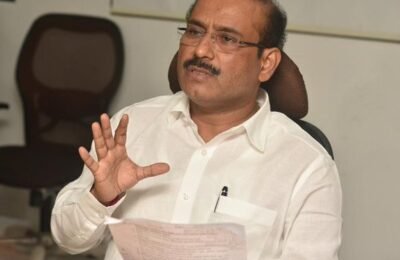 राज्यात डेल्टा प्लस विषाणूचे २१ रुग्ण आढळले – आरोग्यमंत्री राजेश टोपे डेल्टा प्लस विषाणूच्या तपासणीसाठी राज्यभरातून ७५०० नमुने पाठवले