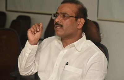 ‘एम्पॉवर’ संस्थेच्या सहकार्यातून ‘संवेदना’ प्रकल्प – आरोग्यमंत्री राजेश टोपे ग्रामीण मानसिक आरोग्यासाठी जालना जिल्ह्यात प्रायोगिक तत्वावर प्रकल्प