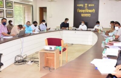 कोरोना रुग्णांची संख्या कमी करण्यासाठी नियम पाळा अन्यथा कठोर निर्णय घ्यावे लागतील – पालकमंत्री बाळासाहेब पाटील