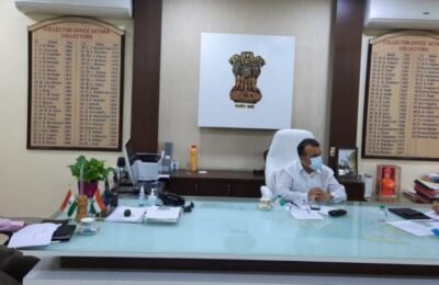 मिरगाव आणि आंबेघर येथे ‘एनडीआरएफ’च्या टीम पाठविण्यासाठी प्रशासनाचे शर्थीचे प्रयत्न सुरु – पालकमंत्री बाळासाहेब पाटील पालकमंत्र्यांनी घेतला सातारा जिल्ह्यातील पूरपरिस्थितीचा आढावा