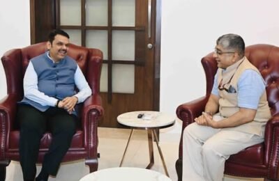 भारताचे युनेस्कोतील राजदूत विशाल शर्मा यांनी मुख्यमंत्री देवेंद्र फडणवीस यांची घेतली सदिच्छा भेट