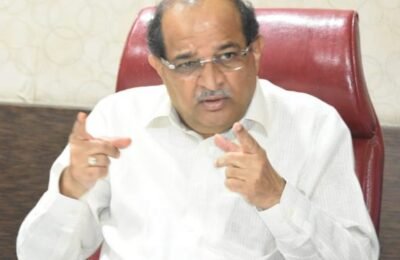 पशुधनावरील लम्पी चर्मरोगावर शासनाकडून मोफत औषधोपचार व लसीकरण करून घ्यावे – पशुसंवर्धन व दुग्ध व्यवसाय मंत्री राधाकृष्ण विखे पाटील