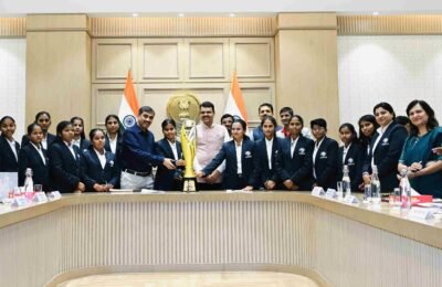 दृष्टिबाधित महिला टी-20 क्रिकेटचा विश्वविजय — राज्य सरकारकडून सर्वतोपरी मदतीची ग्वाही; मुख्यमंत्र्यांच्या हस्ते विजेत्या खेळाडूंचा सत्कार