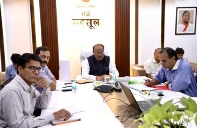 जिगाव प्रकल्पाच्या भूसंपादनाबाबत आठ दिवसात नव्याने प्रस्ताव सादर करावा – महसूल मंत्री चंद्रशेखर बावनकुळे