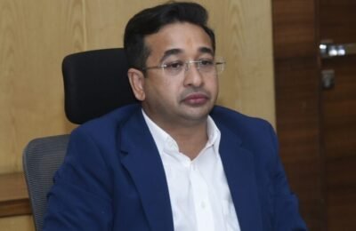 समुद्रकिनाऱ्यावरील जागांमधून उत्पन्नवाढीचे प्रयत्न करा – मंत्री नितेश राणे महाराष्ट्र सागर मंडळाची कामकाज आढावा बैठक