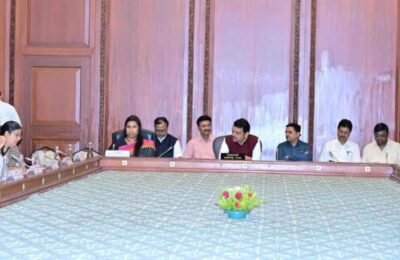 हरित ऊर्जा विकासाचे प्रकल्प लवकरात लवकर पूर्ण करा- मुख्यमंत्री देवेंद्र फडणवीस ऊर्जा विकासाचे प्रकल्प पूर्ण करण्यासाठी कालबद्ध नियोजन करण्याचे निर्देश