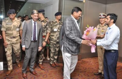 सरन्यायाधीश भूषण गवई यांचे मुंबई येथे आगमन