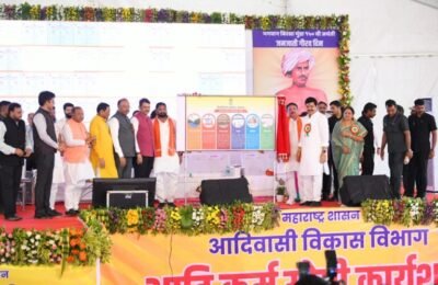 आदिवासींच्या जीवनात येत्या ३ वर्षांत आमुलाग्र परिवर्तन घडेल – मुख्यमंत्री देवेंद्र फडणवीस यवतमाळ येथे ३३५ कोटी रु.च्या विविध विकास कामांचे लोकार्पण, भूमिपूजन