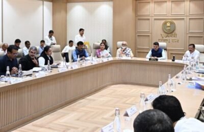 पाच लाखांपेक्षा जास्त रक्कमेच्या उपचारांसाठी कॉर्पस निधीची तरतूद करणार – मुख्यमंत्री देवेंद्र फडणवीस प्रधानमंत्री जन आरोग्य योजना आणि महात्मा जोतिराव फुले जनआरोग्य योजनेतील उपचारांची संख्या १,३५६ वरून २,३९९ पर्यंत वाढविण्यात येणार