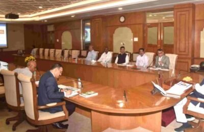 राज्यपालांकडून दापोली येथील कोकण कृषी विद्यापीठाच्या कामकाजाचा आढावा