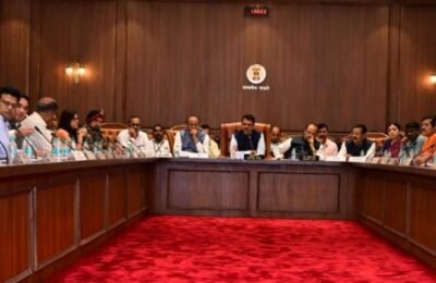 पुणे, खडकी, औरंगाबाद, देवळाली, अहमदनगर, कामटी कटकमंडळांचे महापालिकांमध्ये विलिनीकरण – मुख्यमंत्री देवेंद्र फडणवीस कटकमंडळ क्षेत्रात मिळणार नागरीसुविधांचा लाभ