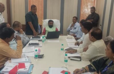 ‘रोहयो’ अंतर्गत सुरू असलेल्या विकासकामांना गती द्यावी – रोहयो, फलोत्पादन मंत्री भरत गोगावले