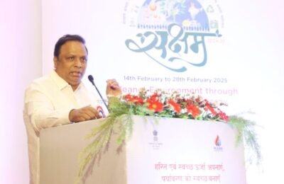 पर्यावरण संवर्धनासाठी कमी कार्बन उत्सर्जनावर भर द्यावा –  माहिती व तंत्रज्ञान मंत्री ॲड. आशिष शेलार