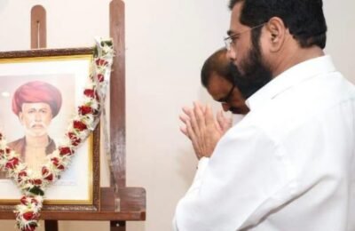 महात्मा जोतिराव फुले यांना जयंतीनिमित्त मुख्यमंत्री एकनाथ शिंदे यांचे विनम्र अभिवादन